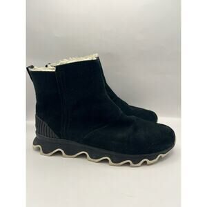 Sorel Kinetic Short Boots Black Suede Women Size 9.5